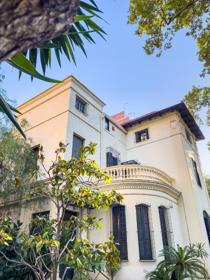 Leevin Student Barcelona Apartment Bagian luar foto
