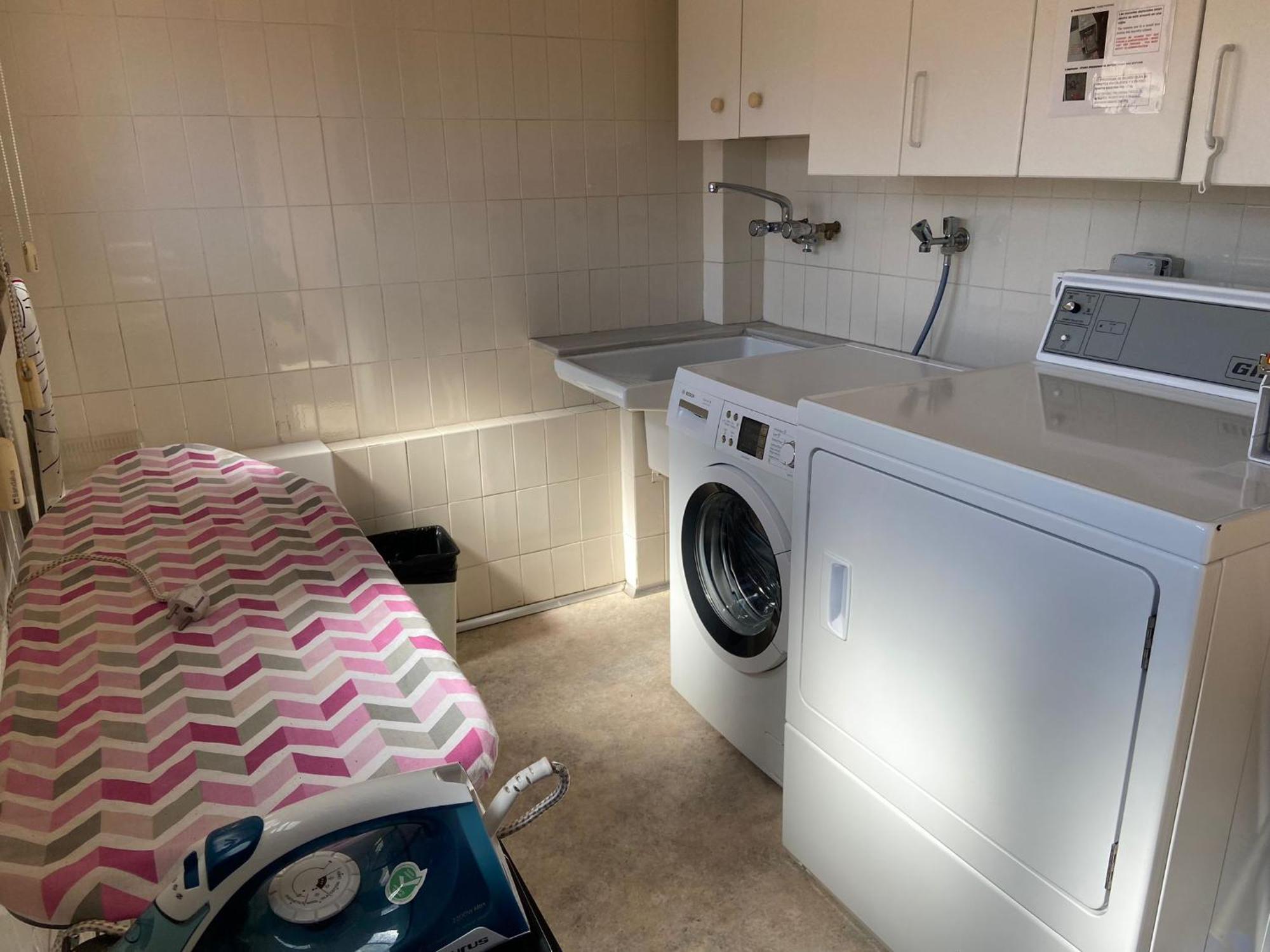 Leevin Student Barcelona Apartment Bagian luar foto